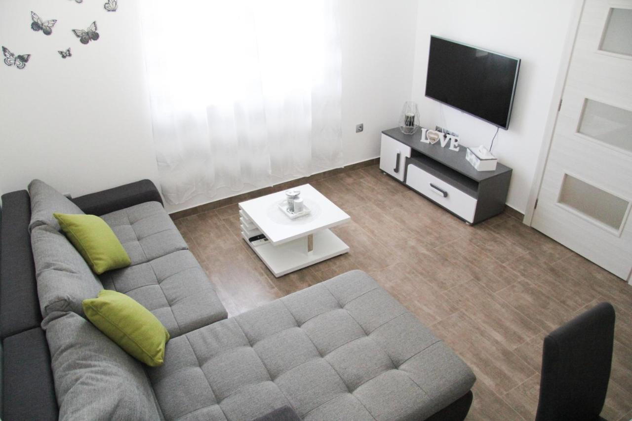 Apartman Ivana Біоград-на-Мору Екстер'єр фото